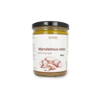 Mandelmus, natur